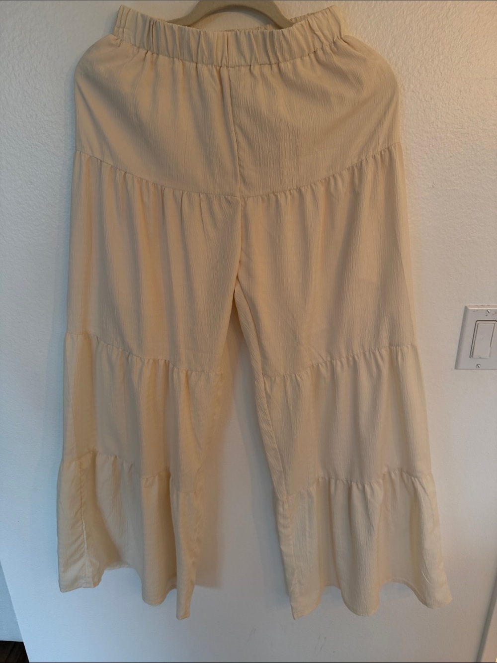 Wide Leg Tiered Pants in Cream